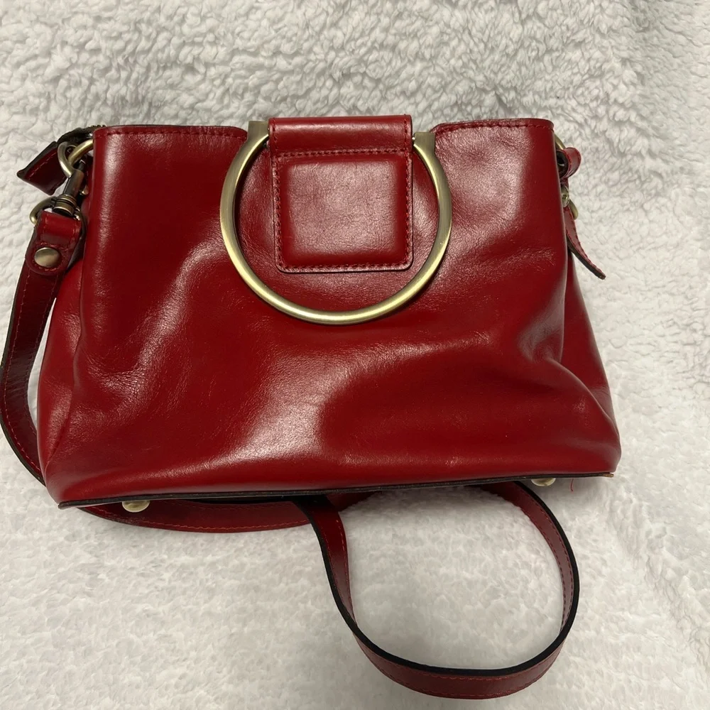 Elegant Red Leather Handbag - Picture 4 of 7